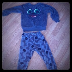 3t fuzzy pajama set